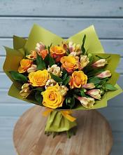 Букет цветов из:  Альстромерии и Розы в Здвинске