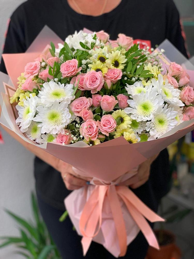 Букет цветов из: Розы и Хризантемы в Здвинске