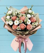 Букет цветов из:  Розы, Альстромерии и Лизиантусы в Здвинске