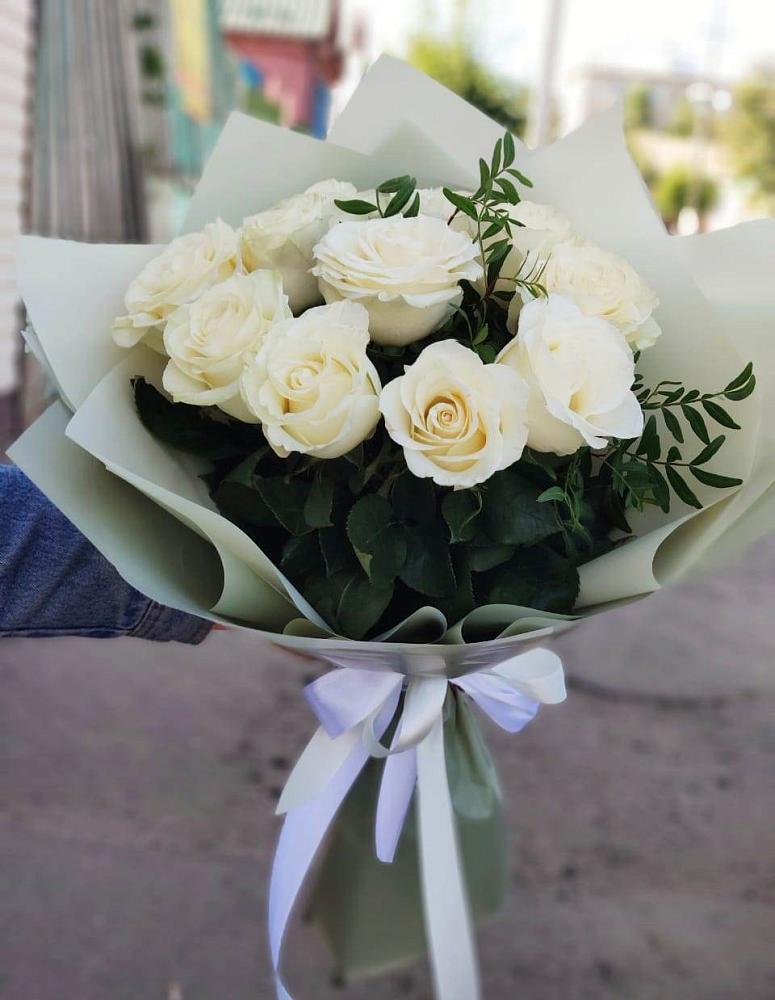 Букет Белые розы Проуд в Здвинске