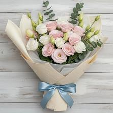 Букет цветов из:  Лизиантусы в Здвинске