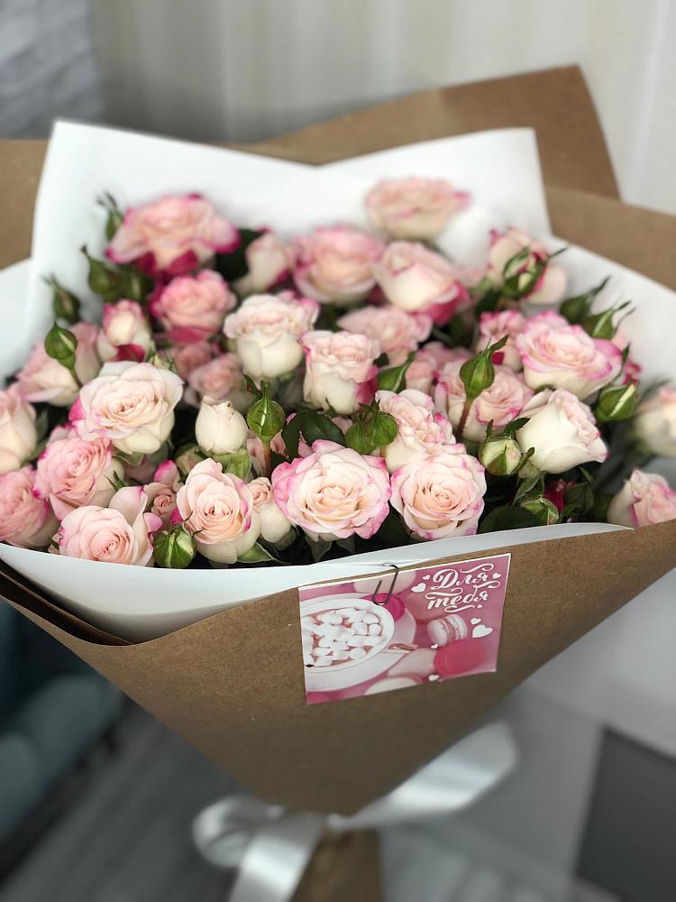 Букет цветов из: Розы в Здвинске