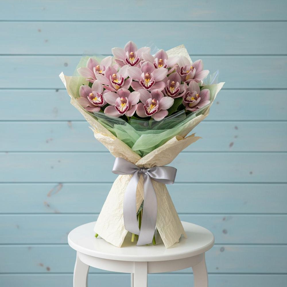 Букет цветов из: Орхидеи и Розы в Здвинске