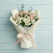 Букет цветов из:  Альстромерии в Здвинске