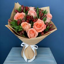 Букет цветов из:  Розы и Альстромерии в Здвинске