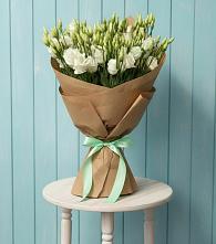 Букет цветов из:  Лизиантусы в Здвинске