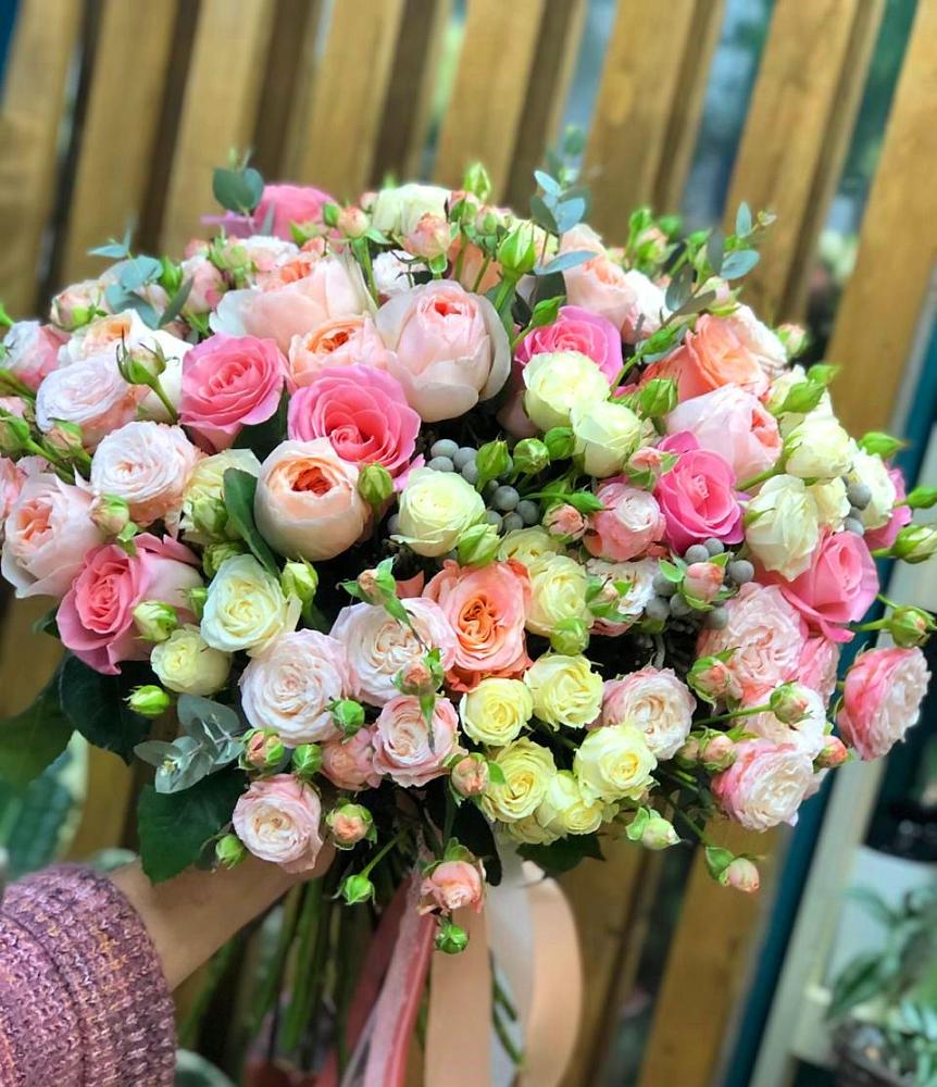 Букет цветов из: Розы в Здвинске