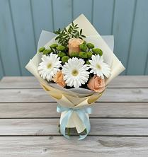 Букет цветов из:  Герберы, Розы и Хризантемы в Здвинске