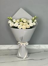 Букет цветов из:  Розы и Лизиантусы в Здвинске